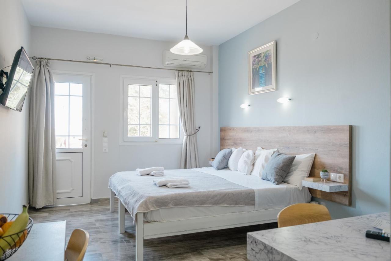 Miramare Apartments 플라타니아스 외부 사진